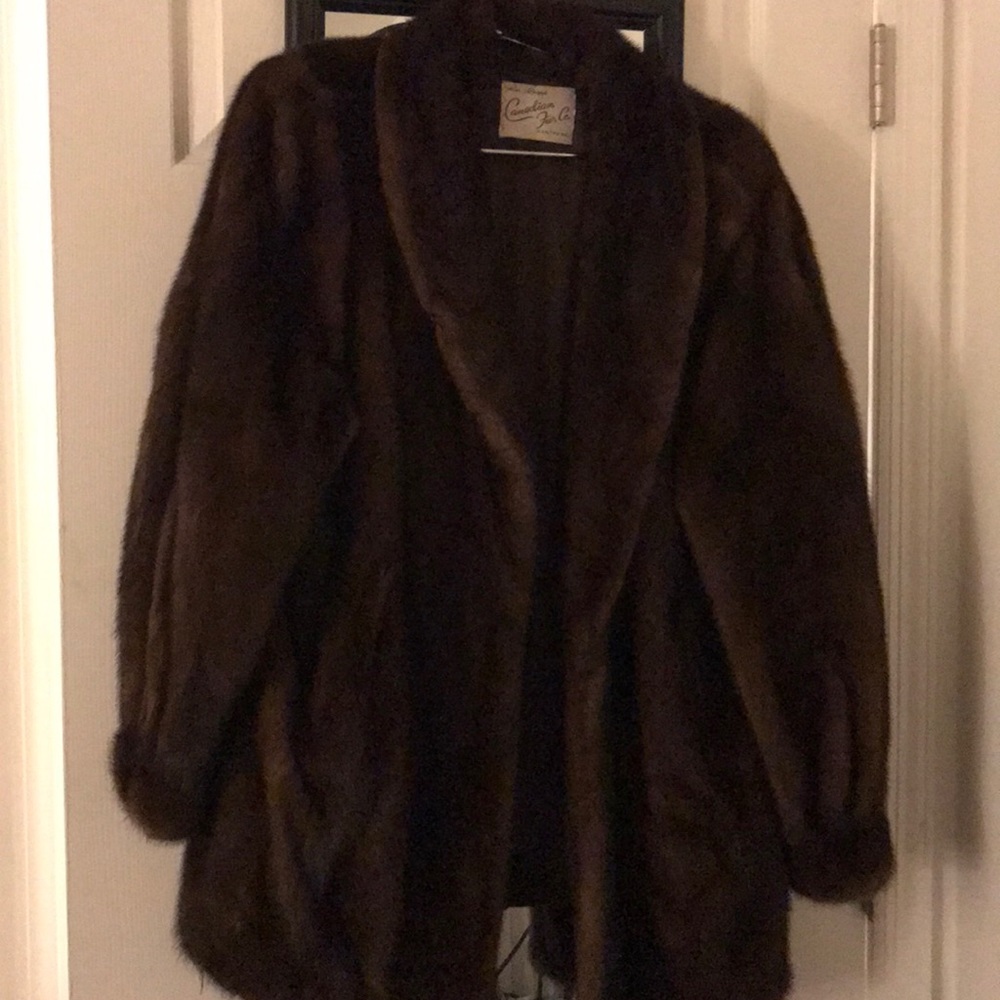 Authentic hand sewn, beautiful mink coat. Vintage!